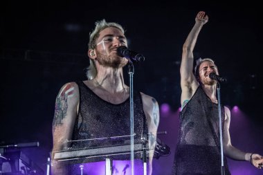 Ay 'ı Mercan Gök Ampitiyatrosunda konserde gezdir