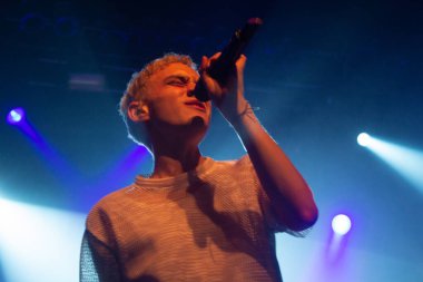 Yıllar ve Yıllar - Olly Alexander New York 'taki Terminal 5' te konser verdi