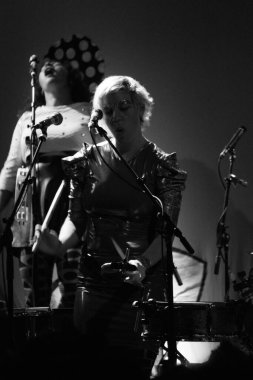 Tune-Yards - Merrill Garbus ve Nate Brenner Williamsburg Music Hall 'da konserdeler