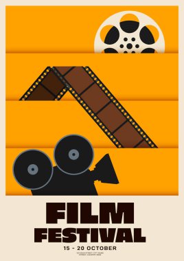 Film ve film festivali poster tasarım şablonu film makarası, film şeridi ve sarı katmanlı retro kamera ile dekore edildi. İlan, baskı, broşür, vektör illüstrasyonu için tasarım ögesi