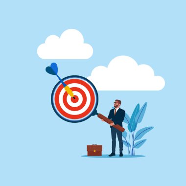 İş adamı hedefini belirlemek için Dartboard 'u büyüteç içinde tutuyor. Düz vektör illüstrasyonu.