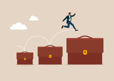 İş adamı küçükten büyük çantaya atlıyor. Kariyer geliştirme planı, iş tanıtımı. Düz biçimli modern vektör illüstrasyonu. 