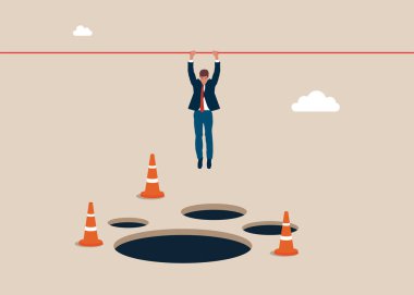 İş adamı, çukurların ve engellerin üzerinde sallanırken bir ipe tutunarak hayatını kurtarıyor. Tuzak kurmaktan kaçının. Düz vektör illüstrasyonu