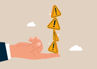 Ünlem işaretini dengelemek için elini uzat. İş sorununu çöz, risk veya kritik hata kavramını tanımla.