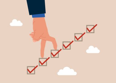 Hedefe doğru ilerlemek için insan eli listede. Başlangıçtan başarıya, gelişmeye veya gelişmeye, ilerlemeye meydan okumaya ve yarışmayı kazanmaya ilerleme.