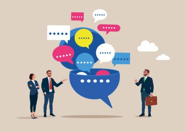 Patron ve iş arkadaşları geri bildirim konuşma balonunu tartışmayı, konuşmayı toplantıda iş tartışmasını görmek için açıyorlar. Vektör illüstrasyonu.