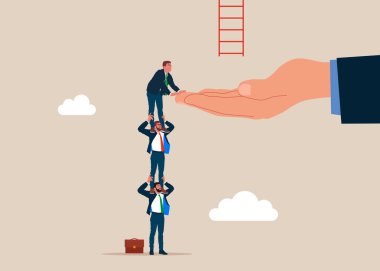 İş desteği. İş adamları birbirlerini omuzlarında taşıyorlar. İş adamları, iş fırsatları için başarı basamaklarını tırmanmaya yardım eder. Düz vektör illüstrasyonu
