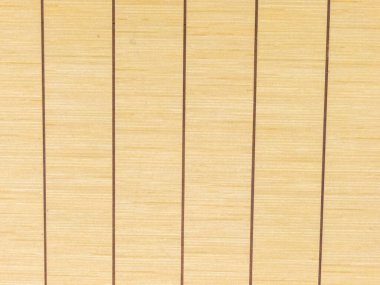 Ahşap arka plan, doğal tanecikleri ve sıcak renkleriyle zamansız ve kırsal bir cazibe yayar. Tahtanın zengin dokusu derinlik ve karakter ekler, görsel olarak çekici bir arka fon oluşturur..