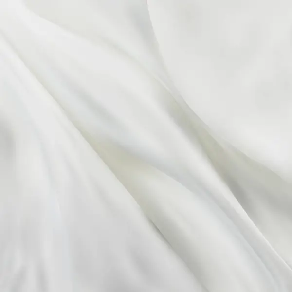 白いしわのある生地 ライト ドレープの背景 絵のような折り目 ベクトルデザインアート — ストックベクタ
