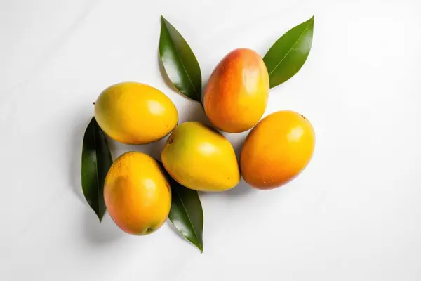 Mango Aislado Sobre Fondo Blanco Fruta Fresca Sabrosa Foto Alta —  Fotos de Stock