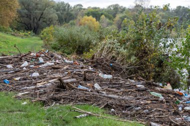 .Çevreyi koru. Doğa tehlikede. Ekoloji. Ekolojik kirlilik.