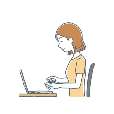 Evde bilgisayarla çalışan bir kadın.