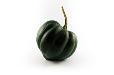 Hassas, kabocha, meşe palamudu, bal fıstığı ve köfte tavası gibi çeşitli kabakların fotoğrafı.