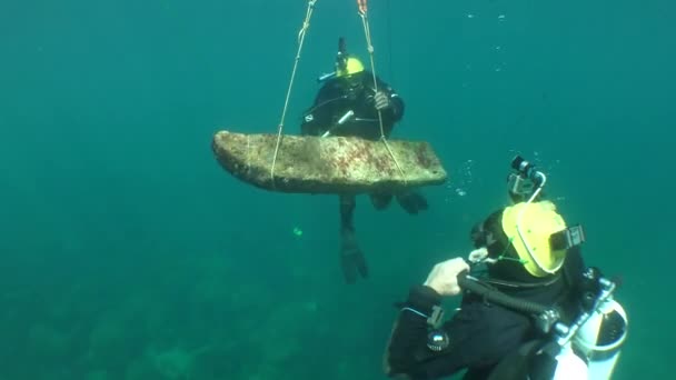 Snake Island Ukraine Aug 2016 Underwater Archeology Bag Underwater Lifting — Stock Video