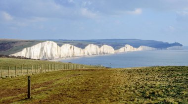 İngiltere 'de Yedi Rahibe Uçuruma doğru yürüyüş.