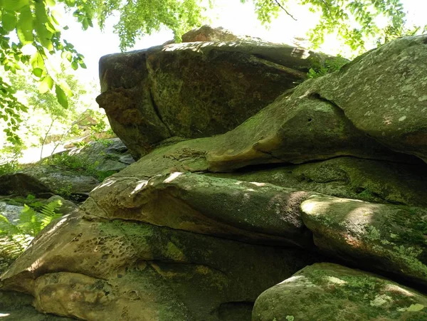 Kameny Jsou Pokryty Mechem Horský Kámen — Stock fotografie