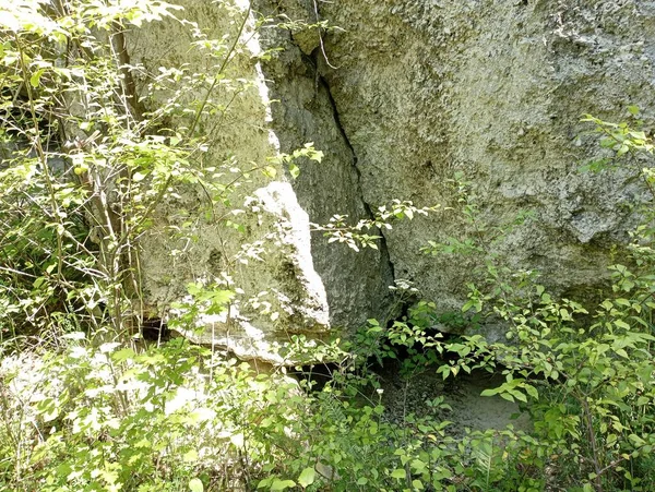 Πέτρινη Πέτρα Μπλοκ Ψαμμίτη Ορεινοί Βράχοι — Φωτογραφία Αρχείου
