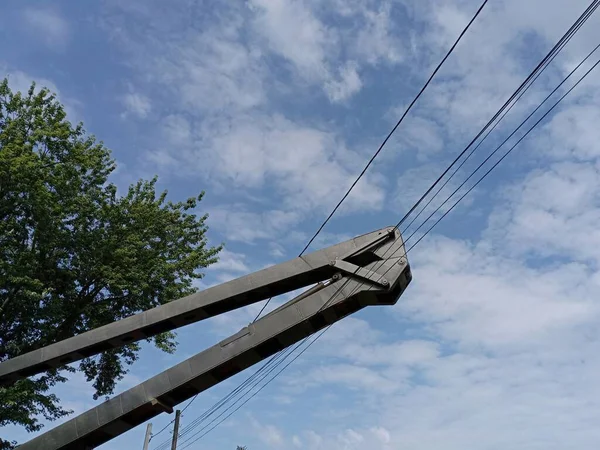 Asansörün Patlaması Kabloların Arasına Dolanmış Için Yüksekliği Kaldır — Stok fotoğraf