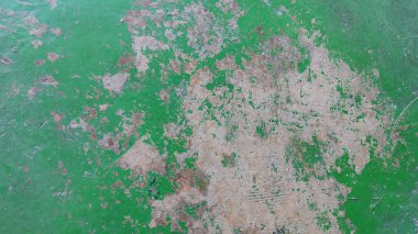 Çizik ve çatlaklarla metal doku