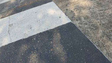 Yol işaretleri, tabelalar ve asfalt, trafik işaretleri ve yollar