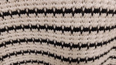 Siyah ve beyaz yün doku örme