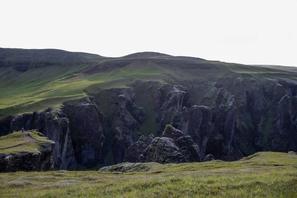 Montagnes Verdoyantes Herbeuses Rocheuses Islande — Photo