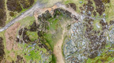 İsrail eyaletinin kuzeyindeki nehrin havadan görünüşü.