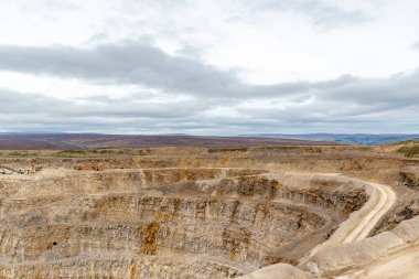 Madencilik ocağını aç