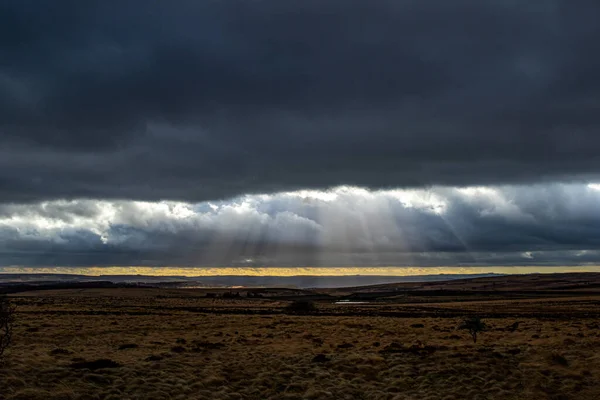 Nuvens Dramáticas Sobre Paisagem Escocesa Escócia Reino Unido — Fotografia de Stock