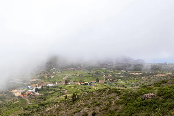 Χωριό Στα Βουνά Του Νησιού Της Μαδέιρα Πορτογαλία — Φωτογραφία Αρχείου