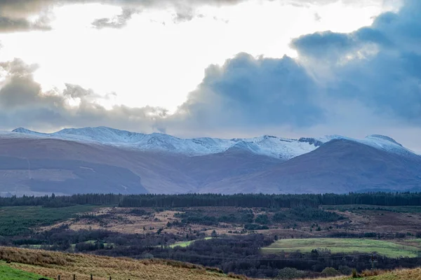 Вид Заснеженную Гору Шотландии — стоковое фото