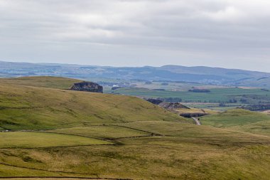 Yorkshire Dales Ulusal Parkı 'nın kırsal manzarası, İngiltere
