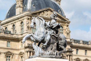 Paris, Fransa heykeli.