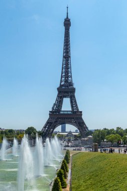 Paris, Fransa - 11 Mayıs 2018: Paris, Fransa Eyfel Kulesi