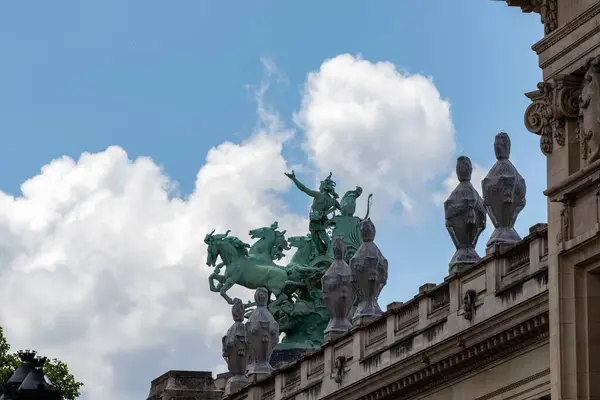 Статуя Льва Центре Парижа — стоковое фото