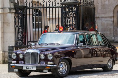 Londra 'da antika bir araba.