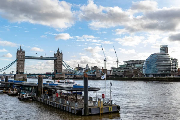 Londýn Září Londýnské Oko Řeka Temže Most Pozadí Londýn — Stock fotografie
