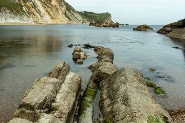İspanya 'nın kuzeyindeki güzel sahil..