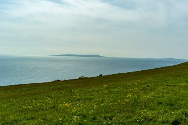 Tepeden deniz manzarası