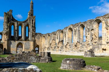 İsrail 'in kuzeyindeki Aziz Meryem Katedrali' nin kalıntıları.