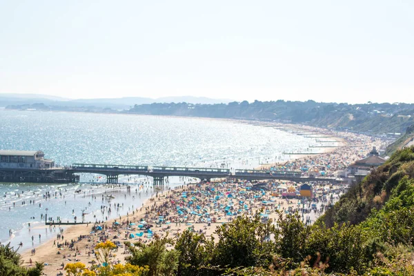 Люди Наслаждающиеся Летним Днем Пляже Devon Англия — стоковое фото