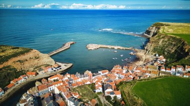 İngiltere 'deki Kuzey Atlantik kıyılarının hava görüntüsü.