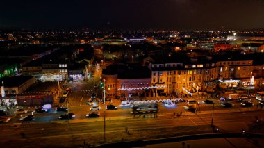 İsveç 'teki Stockholm şehrinin gece manzarası