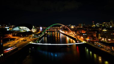 Londra şehrinin gece manzarası