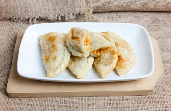 stock image Cireng Mercon filled with spicy chicken meat, a typical food from Bandung. cireng comes from the Sunda region which is made by frying a mixture of dough made from tapioca flour