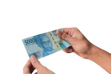 50 bin rupia beyaz arka planda izole edilmiş.