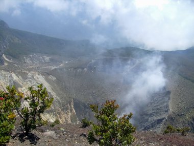 Endonezya 'daki Java Adası' ndaki volkan dağı.