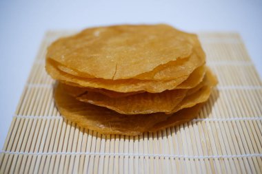 Kızarmış pirinç köftesi, Çin yemeği.