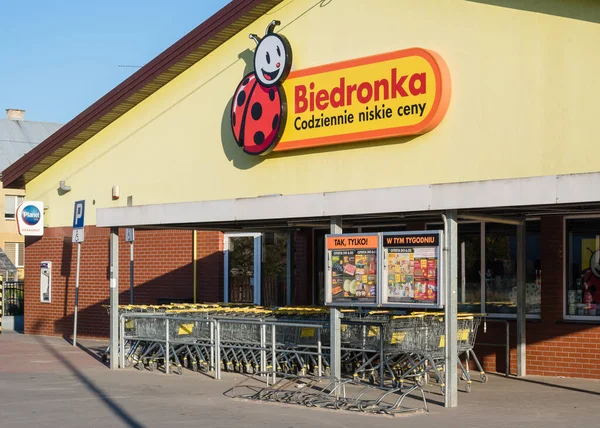 Bialystok, Polonya - Mayıs 2023: Polonya süpermarketi 