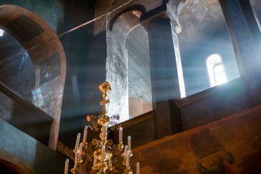 Kilisede büyülü bir ışık..